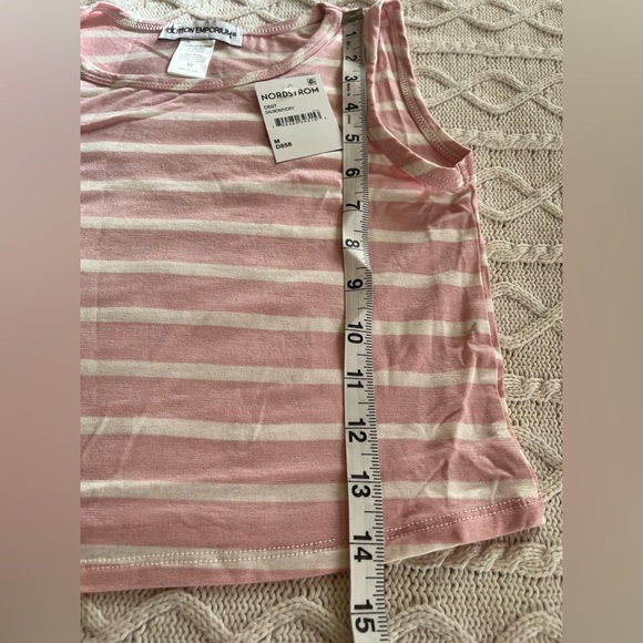 NWT Cotton Emporium Sleeveless Cropped Tank Juniors Size Medium - Picture 6 of 10